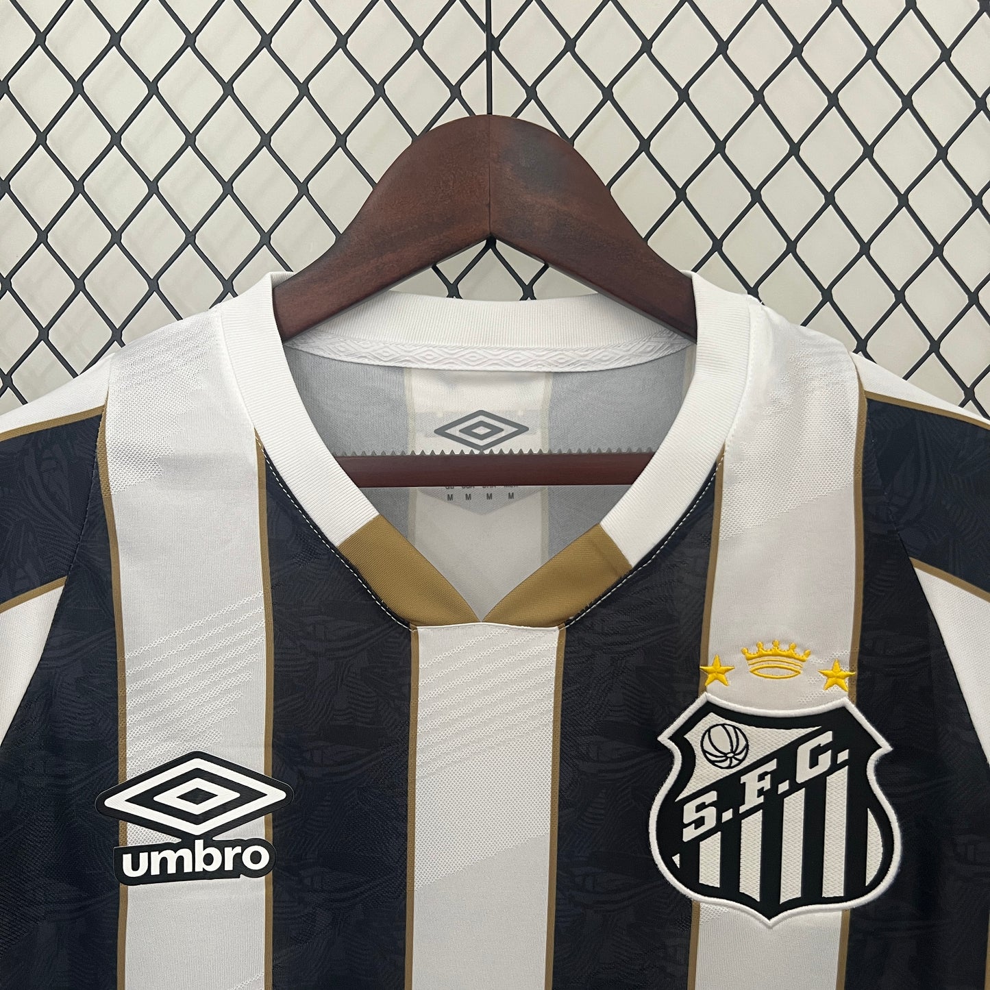 CAMISETA SEGUNDA EQUIPACIÓN SANTOS 2024 VERSIÓN FAN