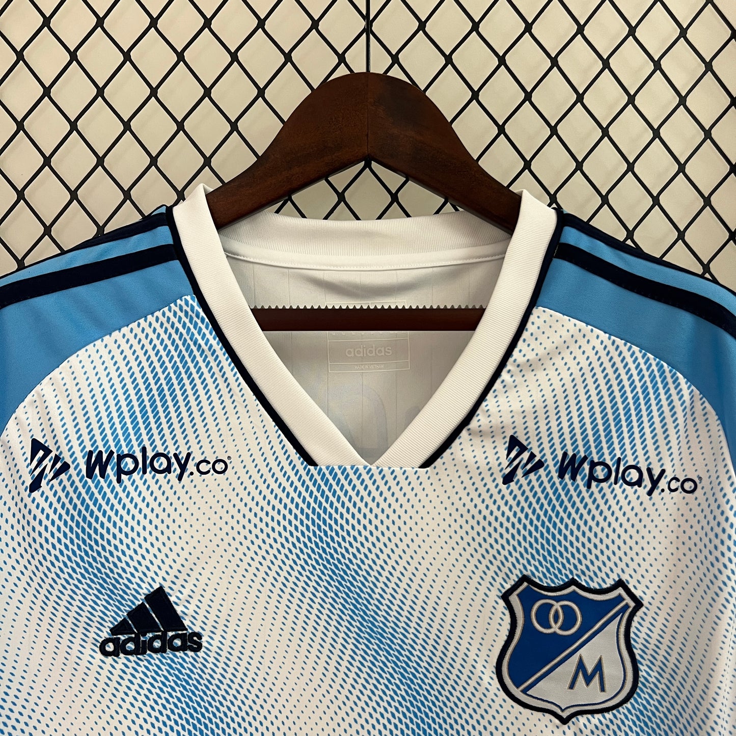 CAMISETA SEGUNDA EQUIPACIÓN MILLONARIOS 2023 VERSIÓN FAN