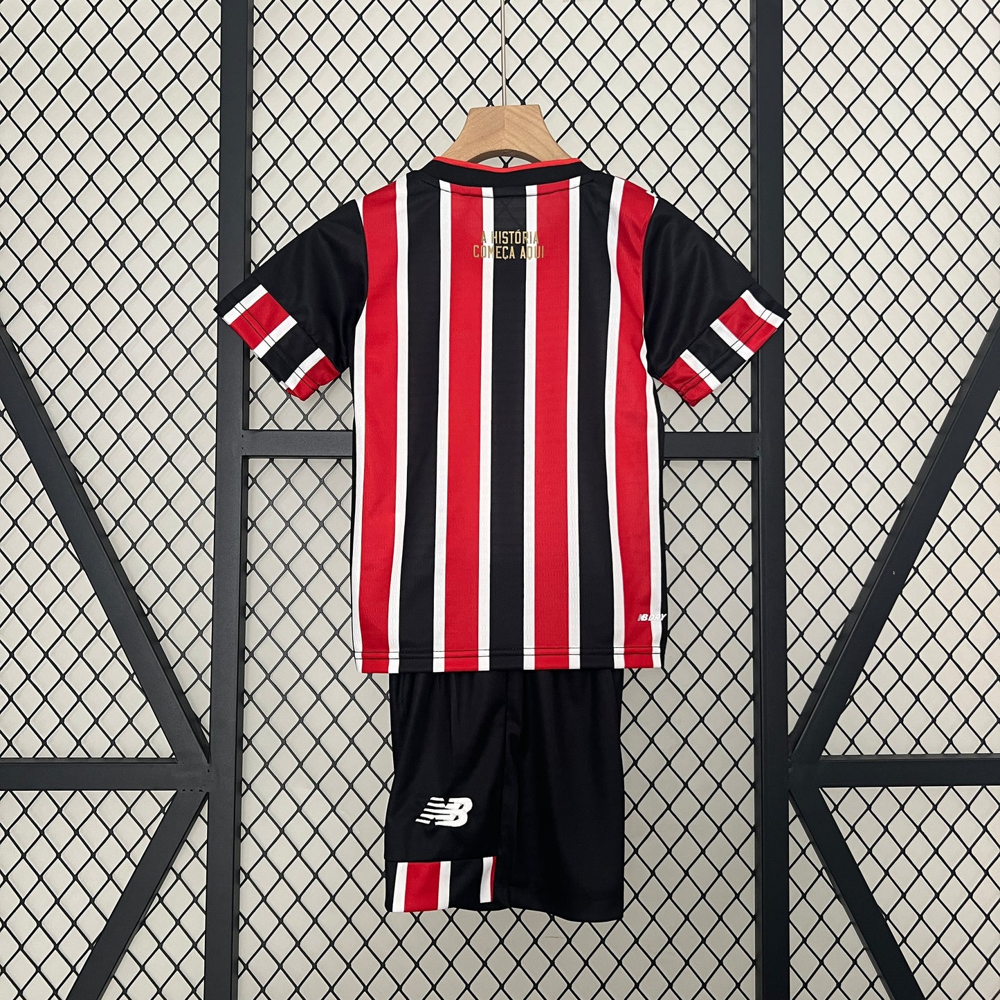 CAMISETA SEGUNDA EQUIPACIÓN SAO PAULO 2024 VERSIÓN INFANTIL