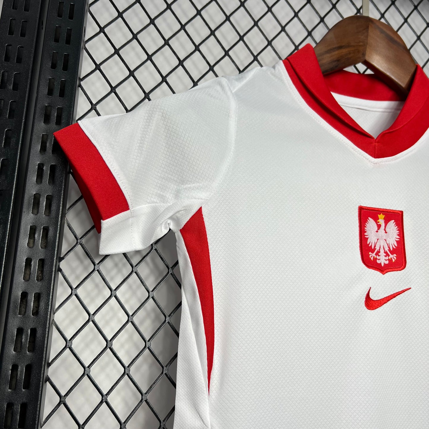 CAMISETA PRIMERA EQUIPACIÓN POLONIA 2024 VERSIÓN INFANTIL