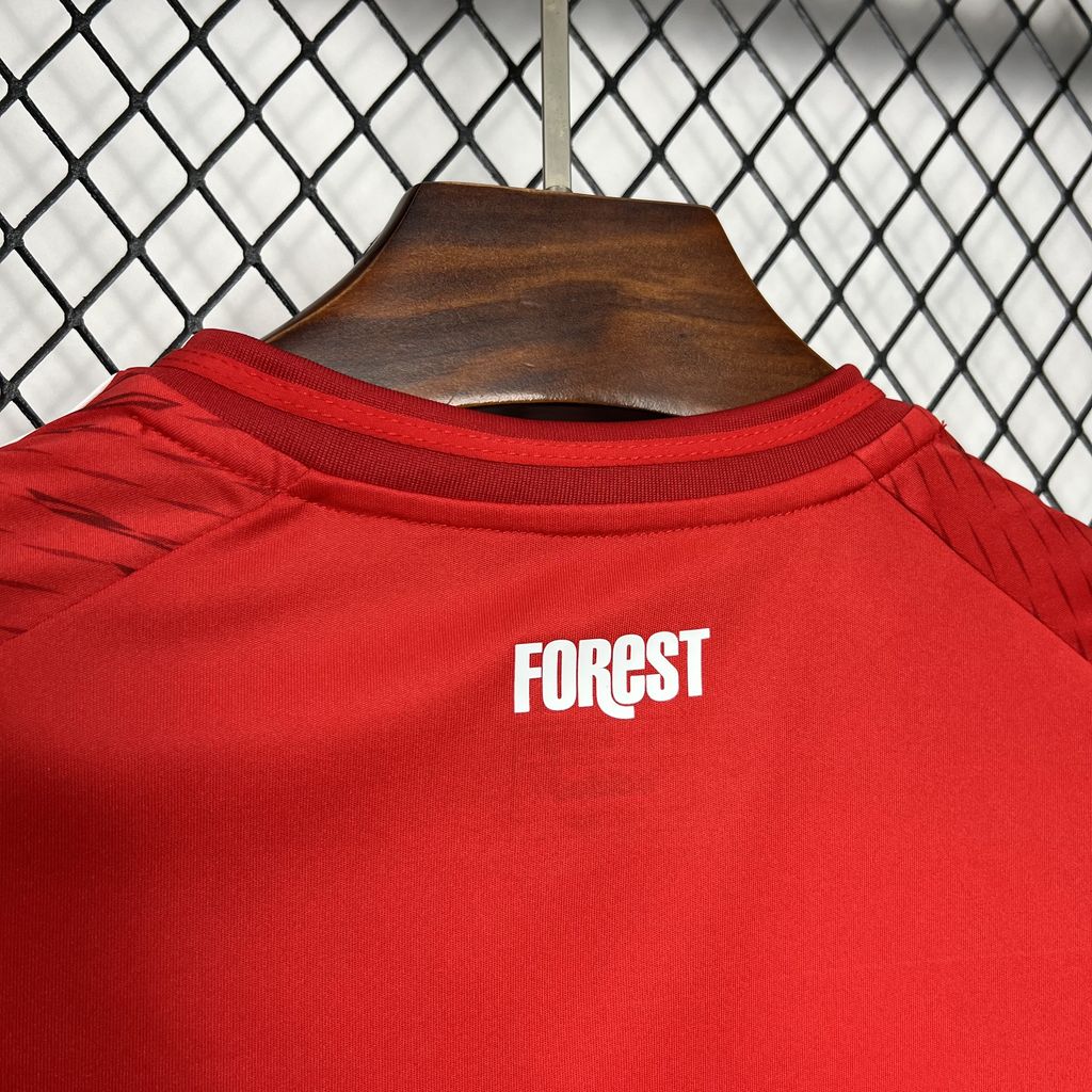 CAMISETA PRIMERA EQUIPACIÓN NOTTINGHAM FOREST 24/25 VERSIÓN FAN