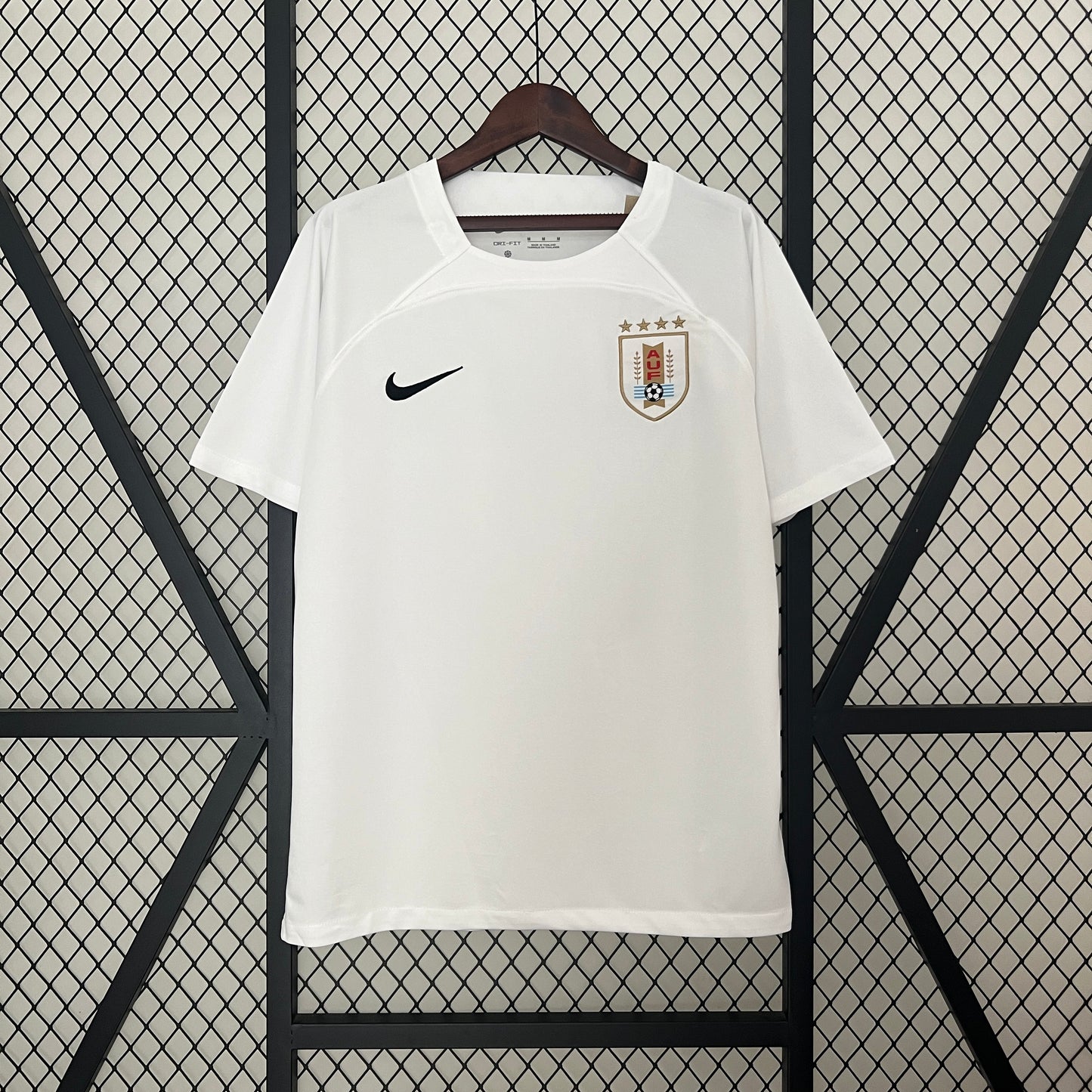 CAMISETA EDICIÓN ESPECIAL URUGUAY 2024 VERSIÓN FAN