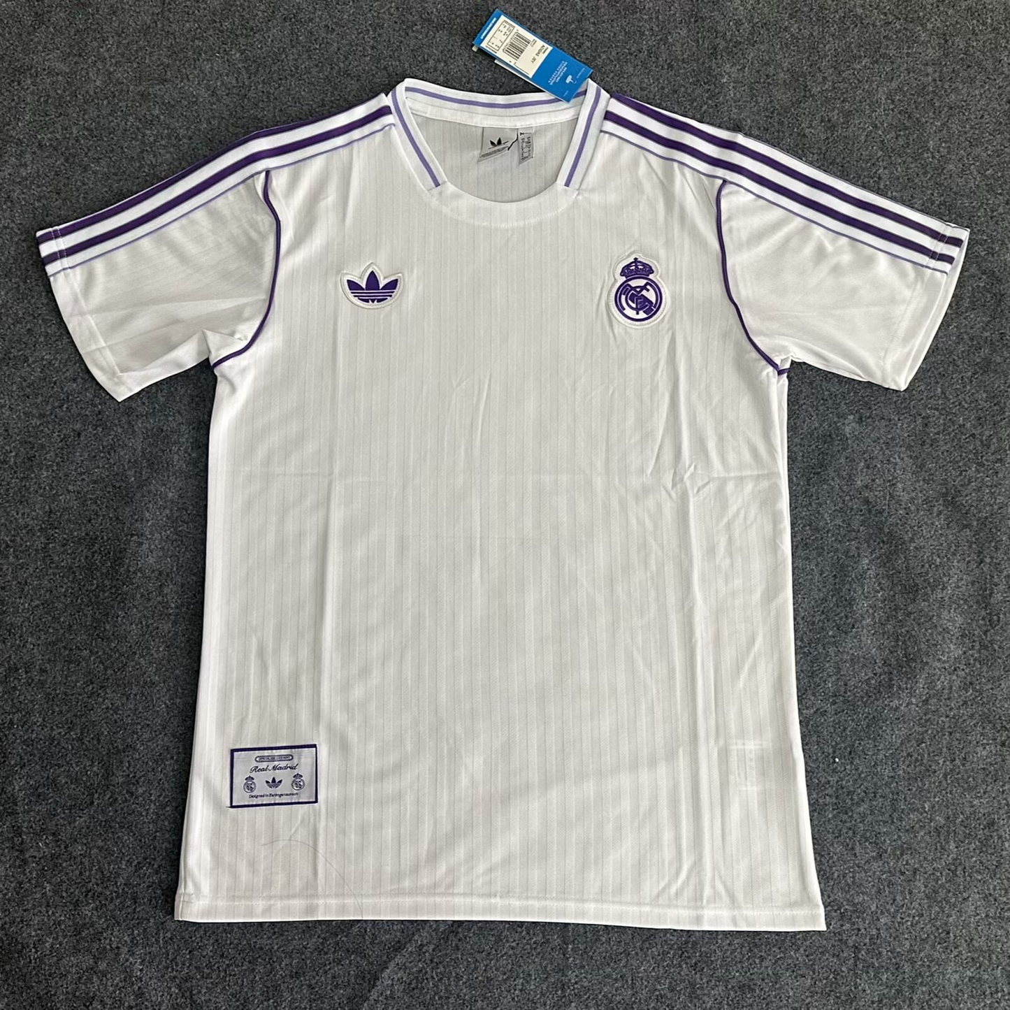 POLERA DE SALIDA REAL MADRID 24/25 VERSIÓN FAN