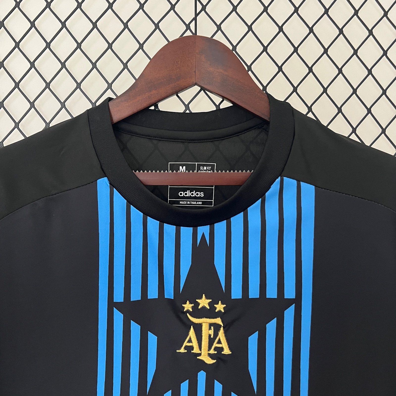 CAMISETA ENTRENAMIENTO ARGENTINA 2024 VERSIÓN FAN - Imagen 2
