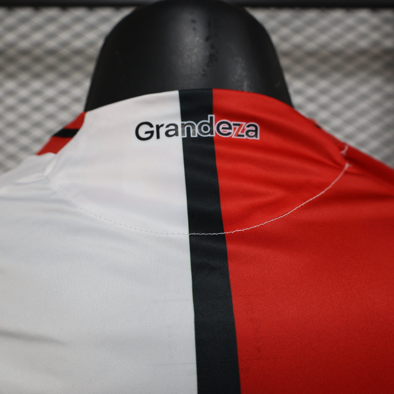 CAMISETA TERCERA EQUIPACIÓN RIVER PLATE 2025 VERSIÓN JUGADOR - Imagen 9