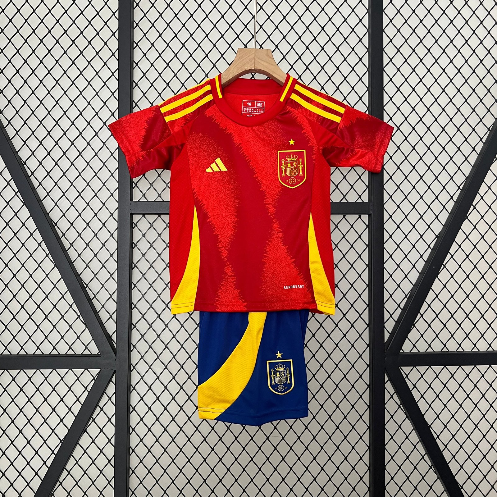 CAMISETA PRIMERA EQUIPACIÓN ESPAÑA 2024 VERSIÓN INFANTIL