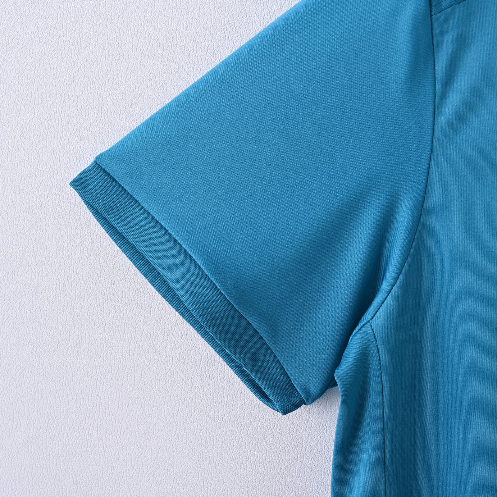 CAMISETA TERCERA EQUIPACIÓN REAL MADRID 2017/18 - Imagen 2