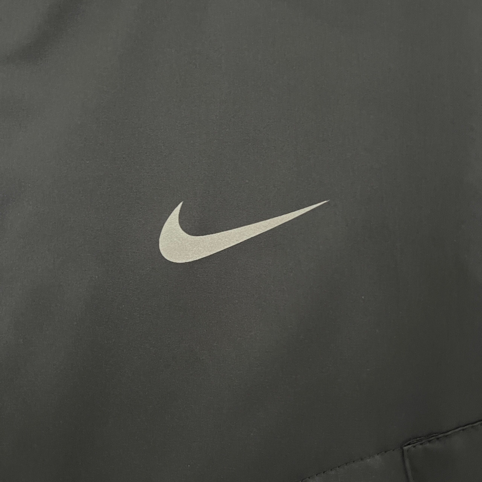CORTAVIENTOS NIKE - Imagen 3