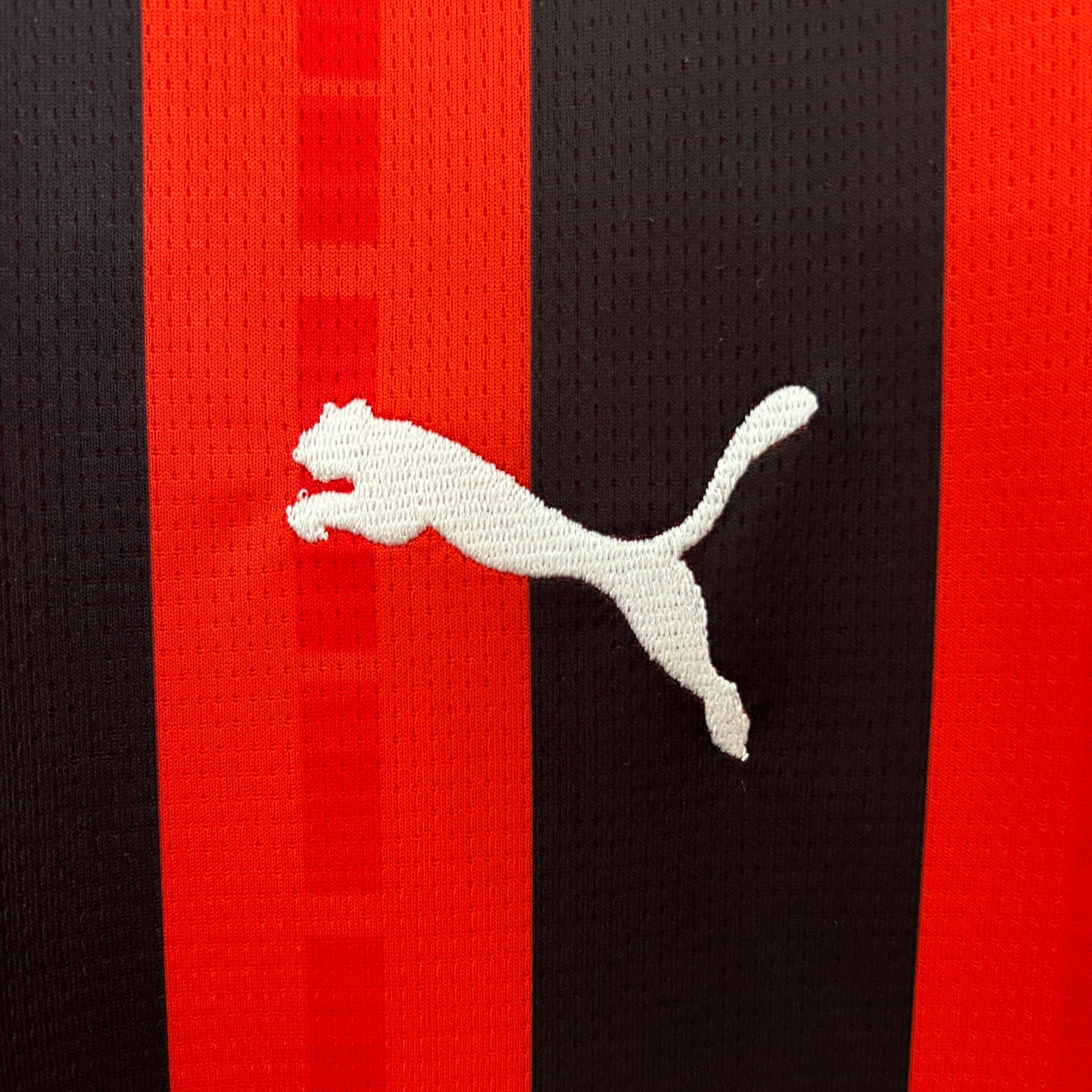 CAMISETA PRIMERA EQUIPACIÓN AC MILAN 24/25 VERSIÓN FAN - Imagen 3