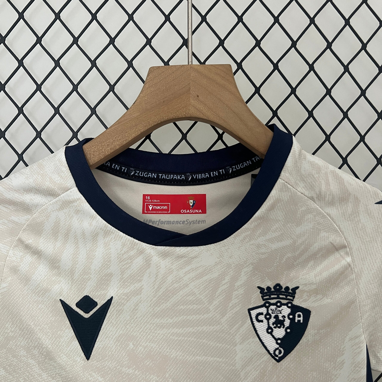 CAMISETA SEGUNDA EQUIPACIÓN OSASUNA 24/25 VERSIÓN INFANTIL - Imagen 2