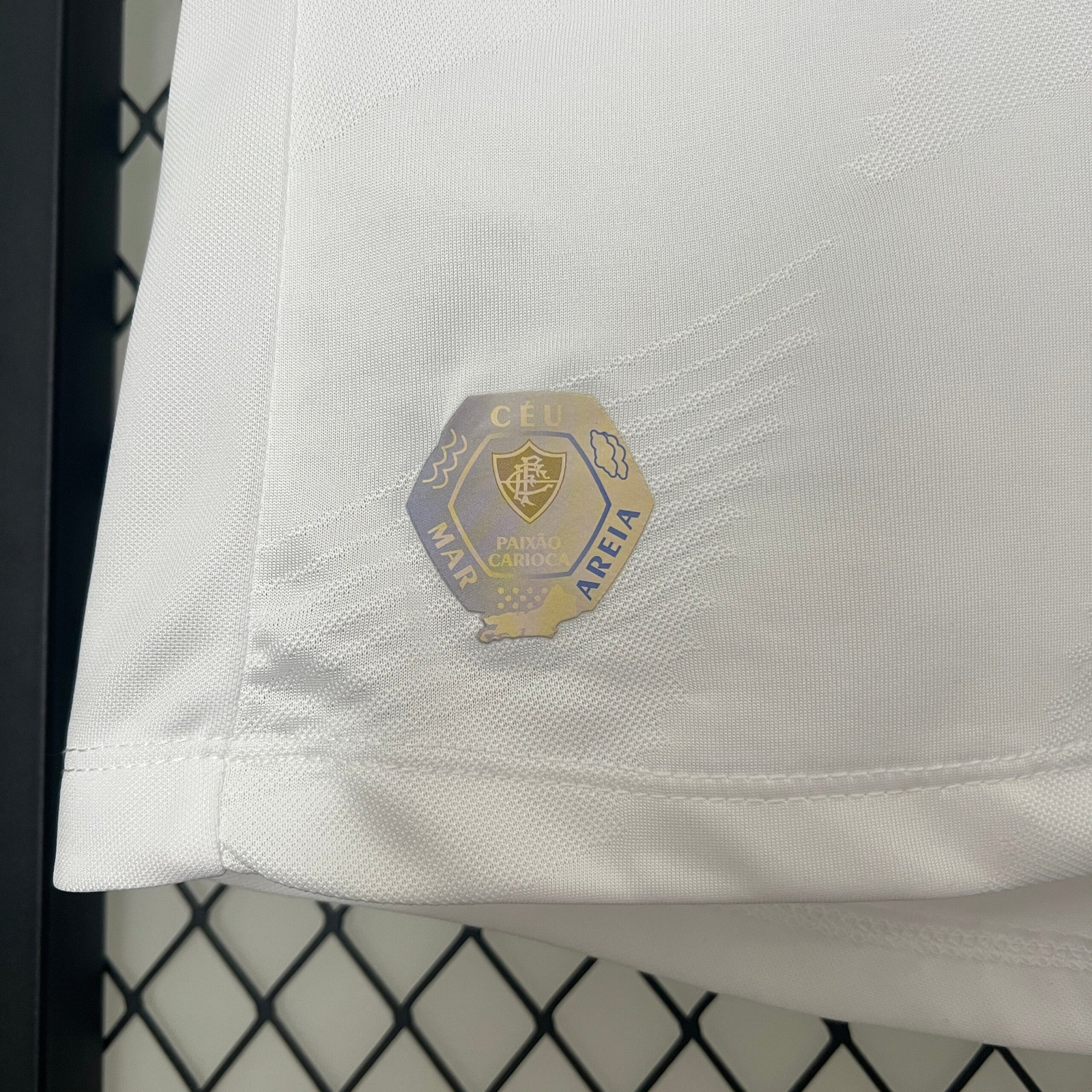 CAMISETA SEGUNDA EQUIPACIÓN FLUMINENSE 2024 VERSIÓN FEMENINA - Imagen 7
