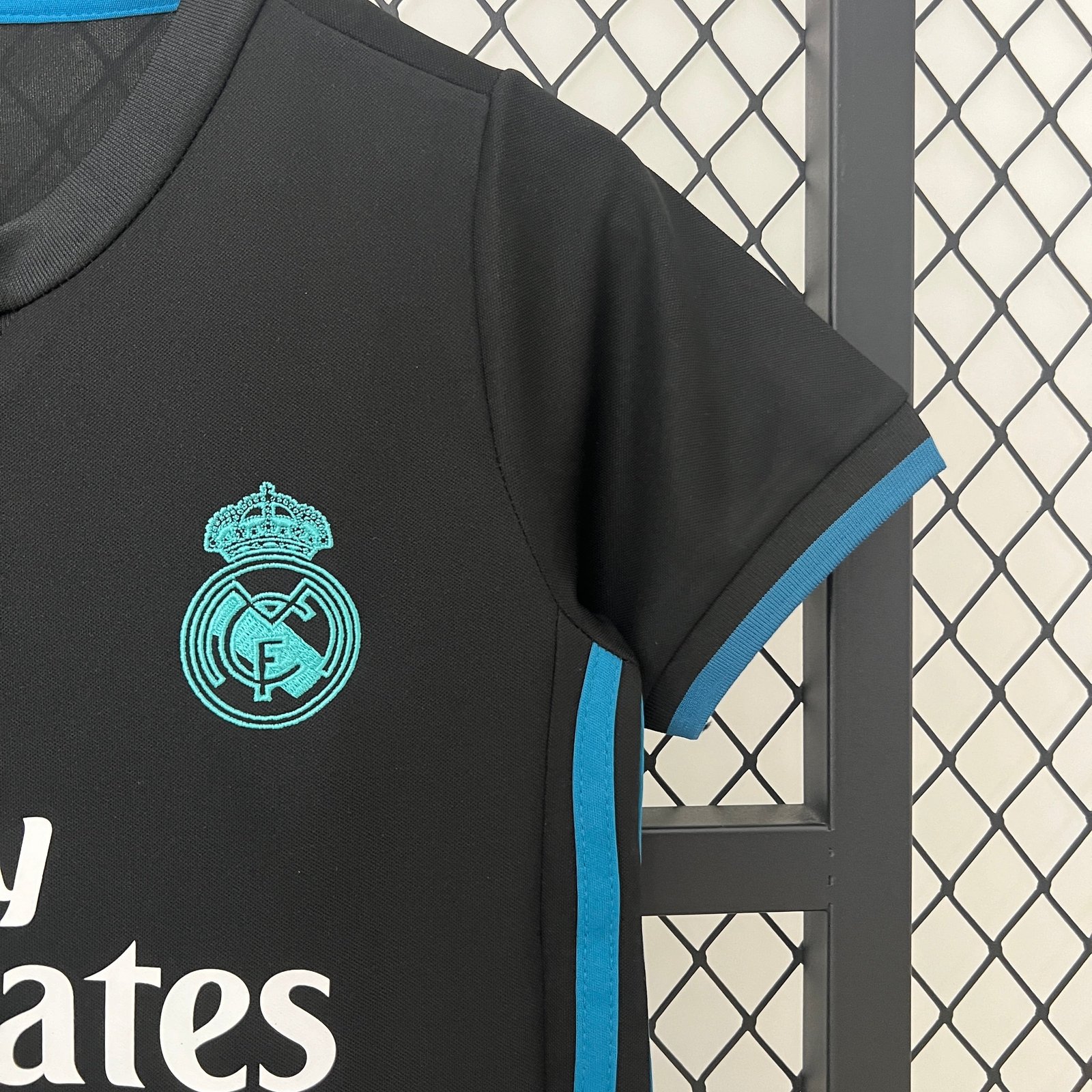 CAMISETA SEGUNDA EQUIPACIÓN REAL MADRID 2017/18 INFANTIL - Imagen 5