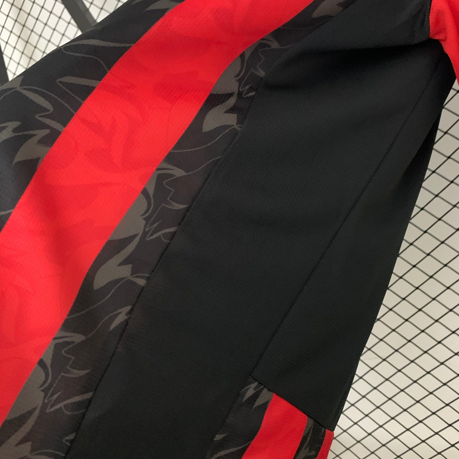 CAMISETA PRIMERA EQUIPACIÓN AC MILAN 25/26 VERSIÓN FAN - Imagen 6