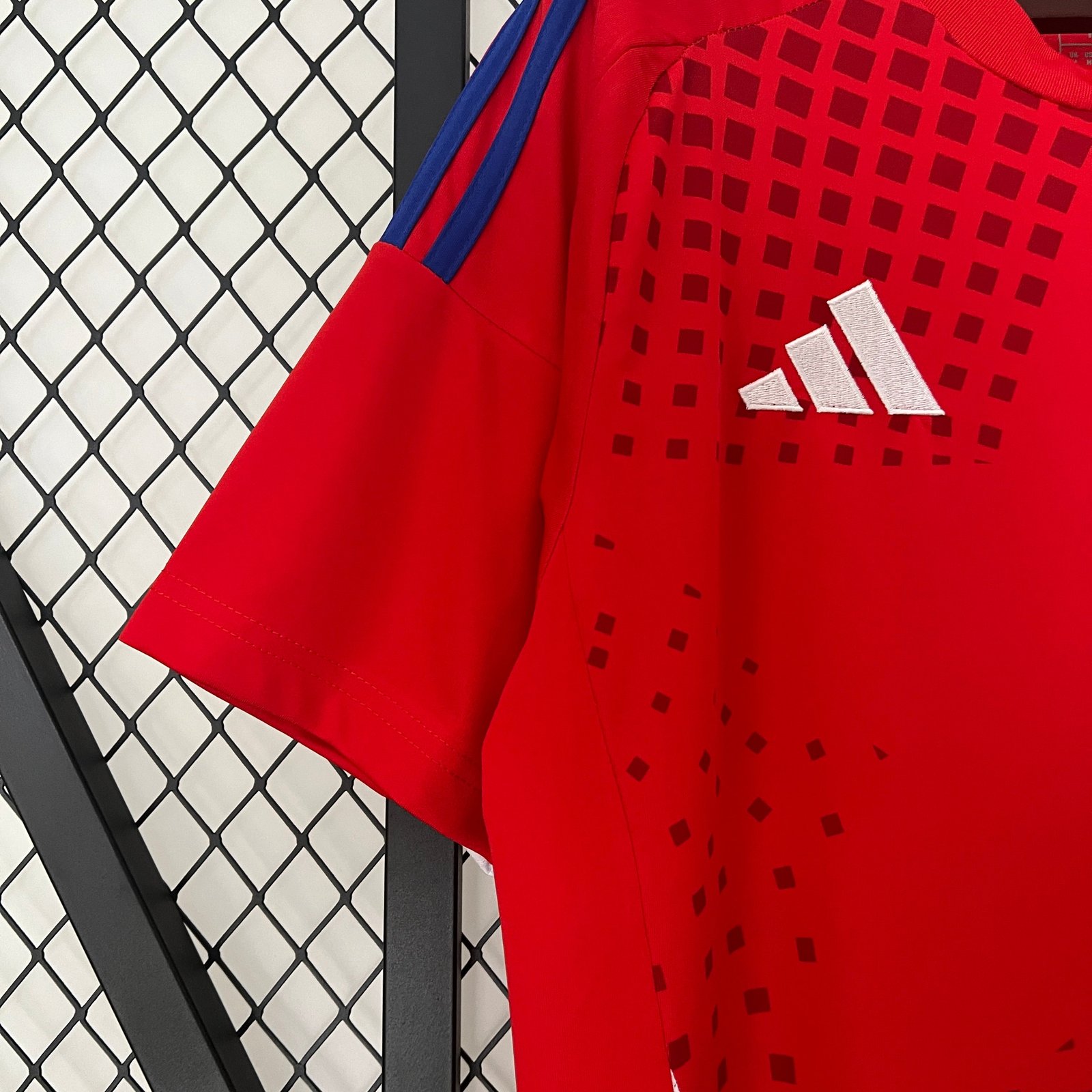 CAMISETA PRIMERA EQUIPACIÓN CHILE 2024 VERSIÓN FAN - Imagen 3