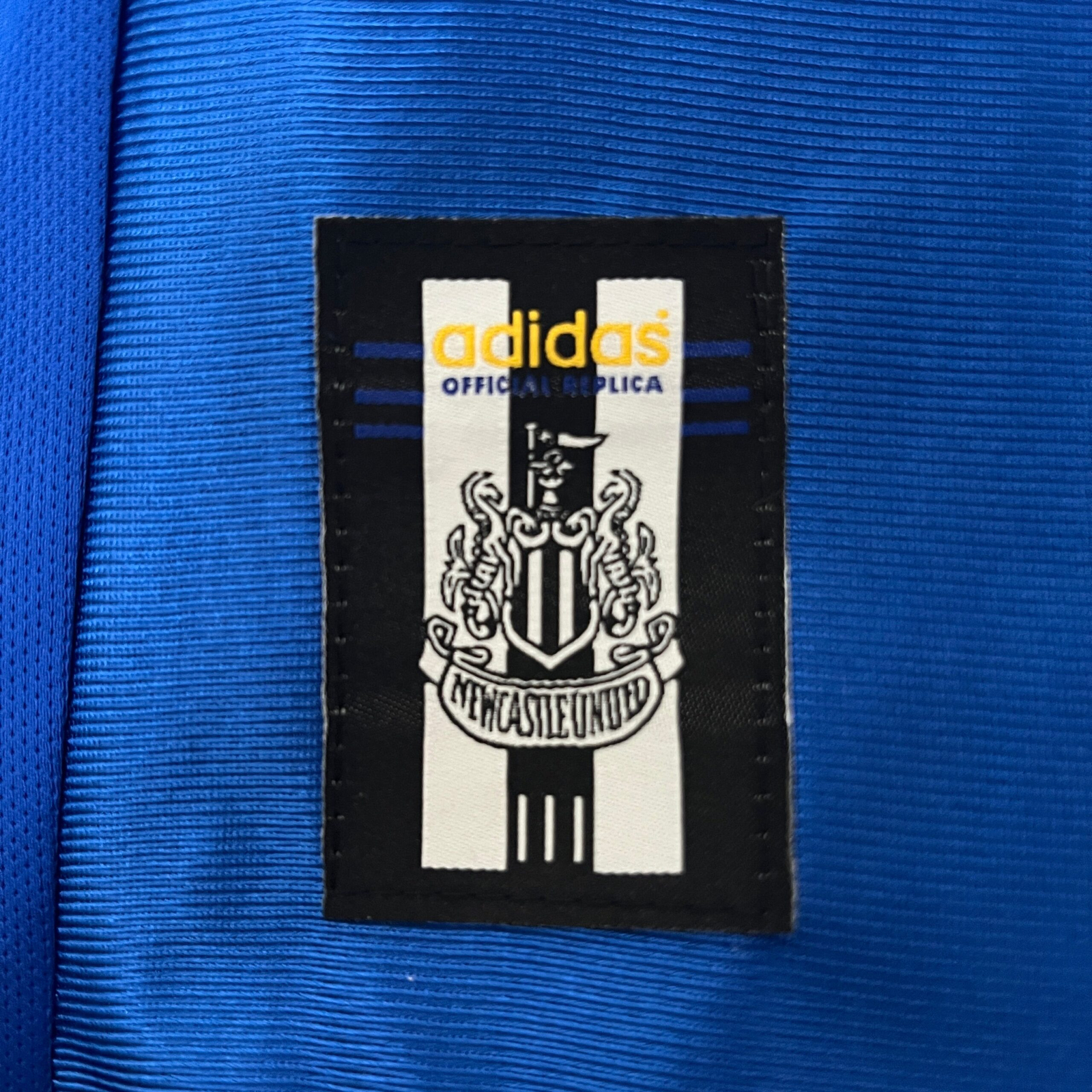 CAMISETA SEGUNDA EQUIPACIÓN NEWCASTLE 1998/99 - Imagen 7
