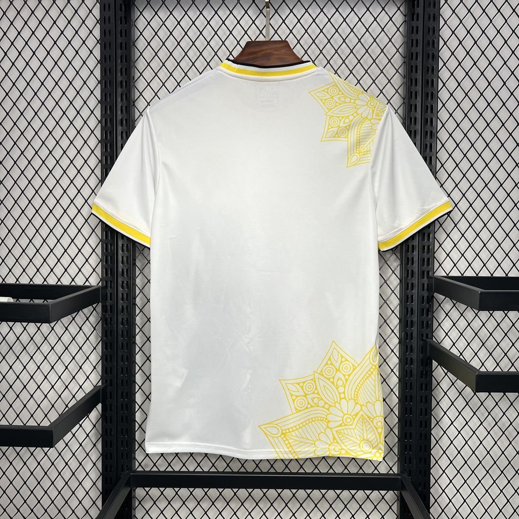 CAMISETA CONCEPTO REAL MADRID 24/25 VERSIÓN FAN - Imagen 6