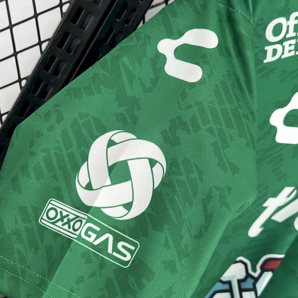 CAMISETA PRIMERA EQUIPACIÓN LEÓN 24/25 VERSIÓN FAN - Imagen 5