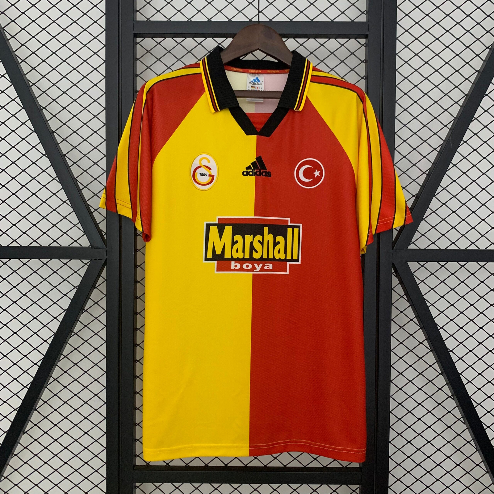 CAMISETA PRIMERA EQUIPACIÓN GALATASARAY 1998/99
