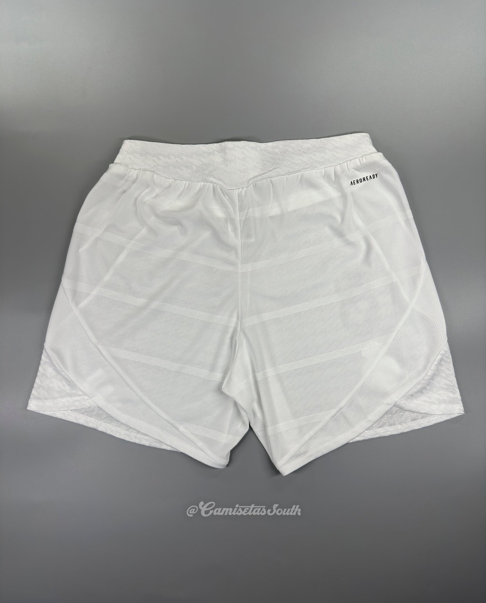 SHORTS PRIMERA EQUIPACIÓN REAL MADRID 24/25 VERSIÓN JUGADOR - Imagen 6