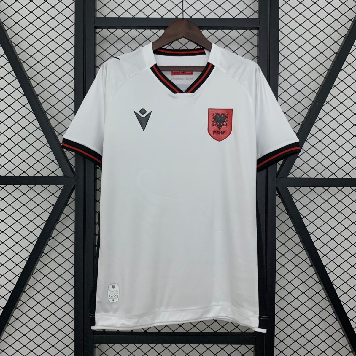 CAMISETA SEGUNDA EQUIPACIÓN ALBANIA 2025 VERSIÓN FAN