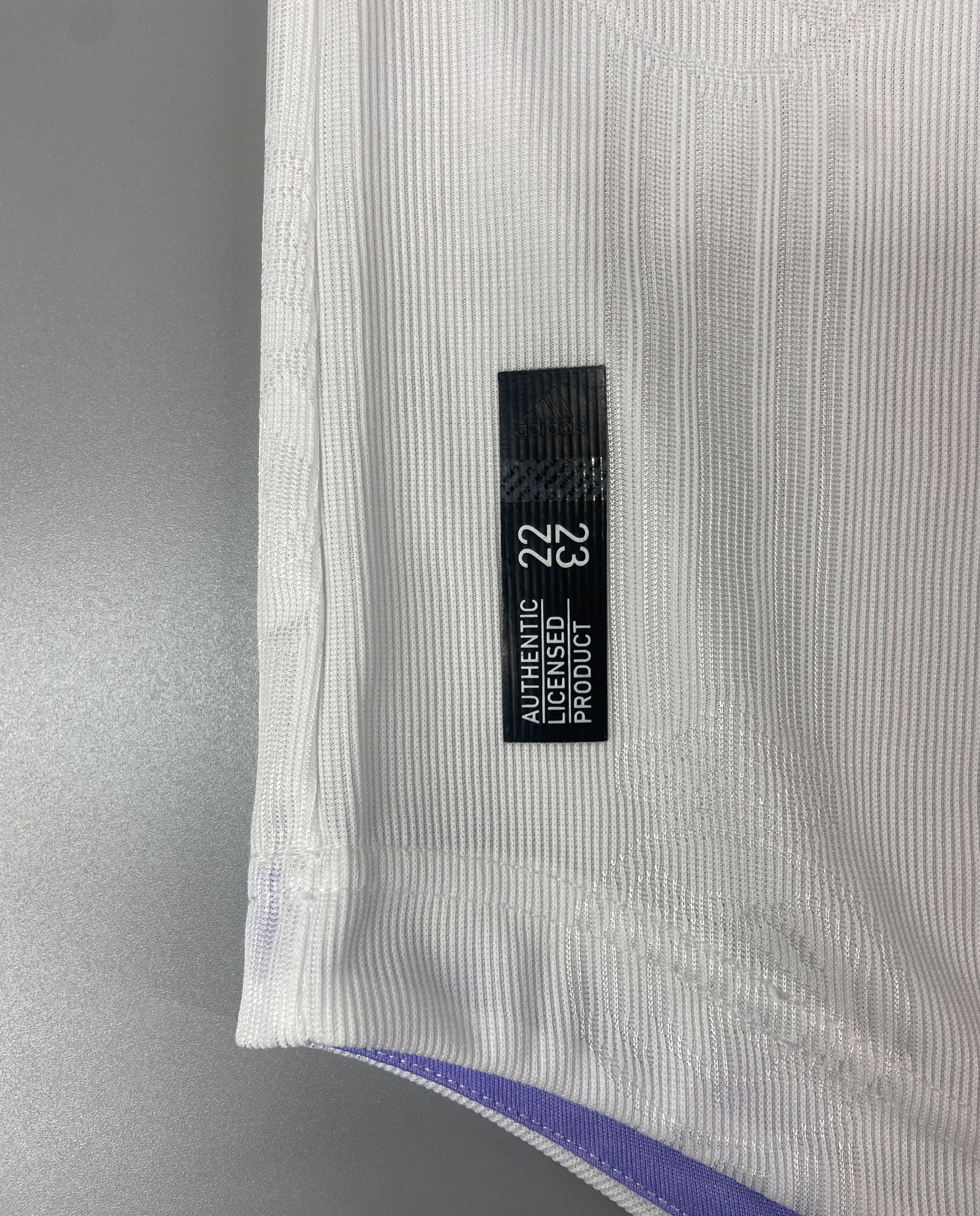 CAMISETA PRIMERA EQUIPACIÓN REAL MADRID 22/23 VERSIÓN JUGADOR - Imagen 5