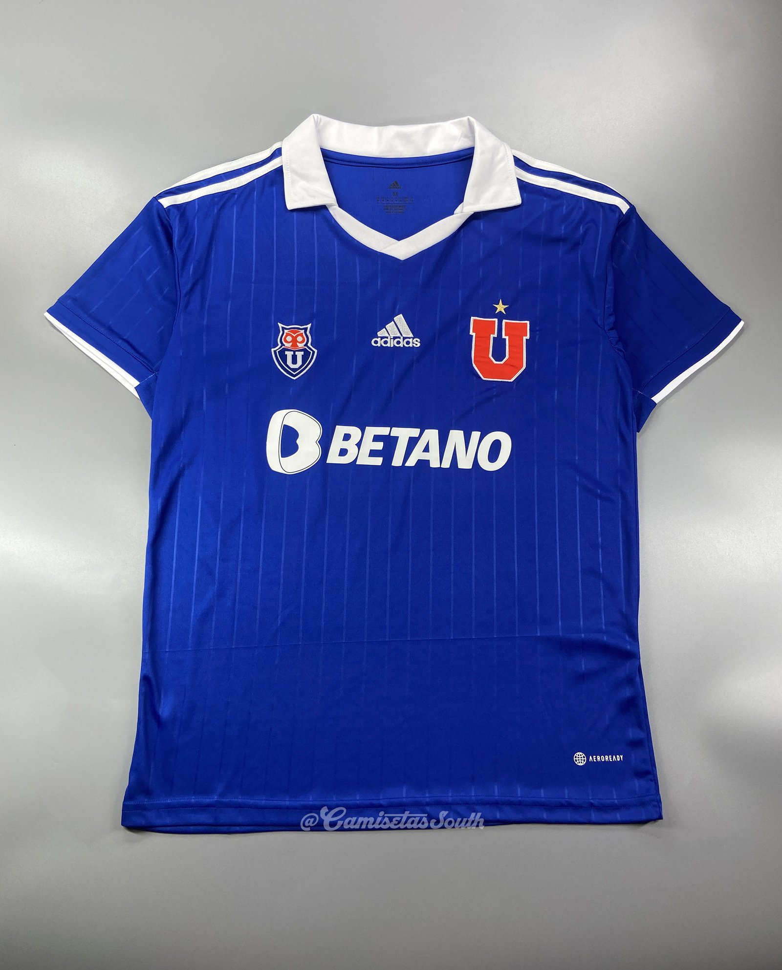 CAMISETA PRIMERA EQUIPACIÓN U. DE CHILE 2022 VERSIÓN FAN