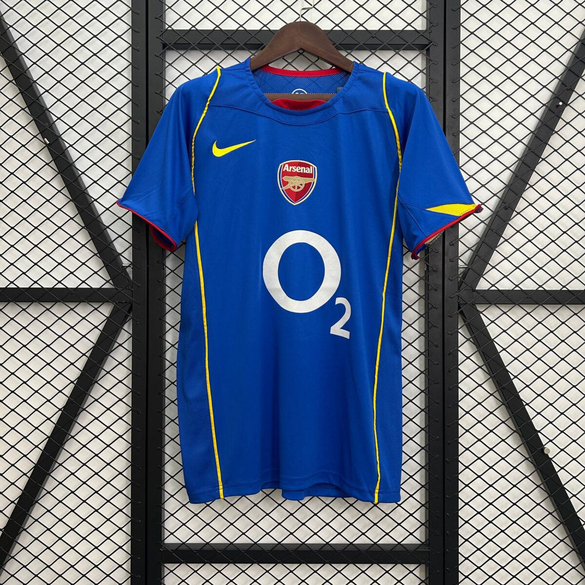 CAMISETA SEGUNDA EQUIPACIÓN ARSENAL 2004/05