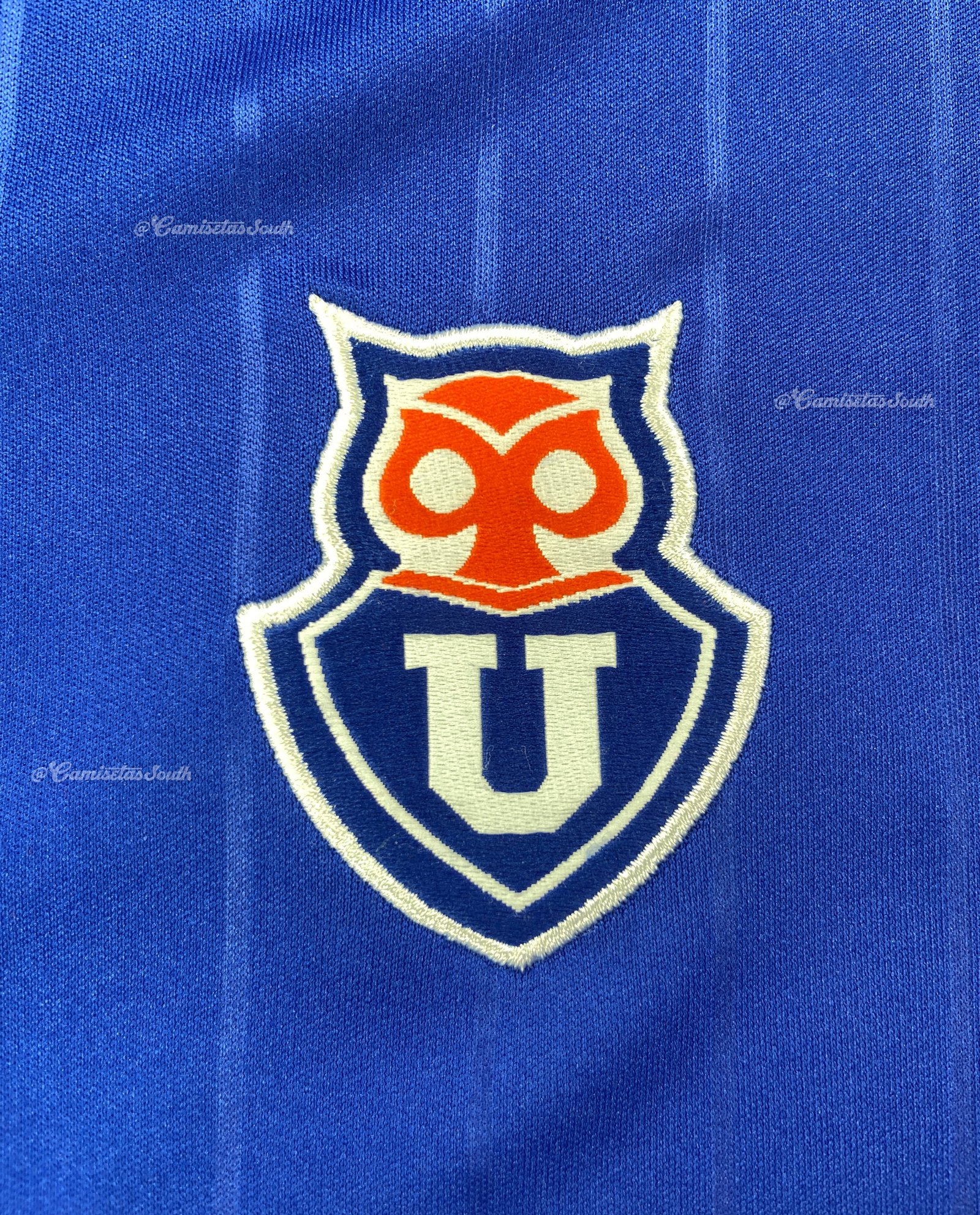 CAMISETA PRIMERA EQUIPACIÓN U. DE CHILE 2022 VERSIÓN FAN - Imagen 3