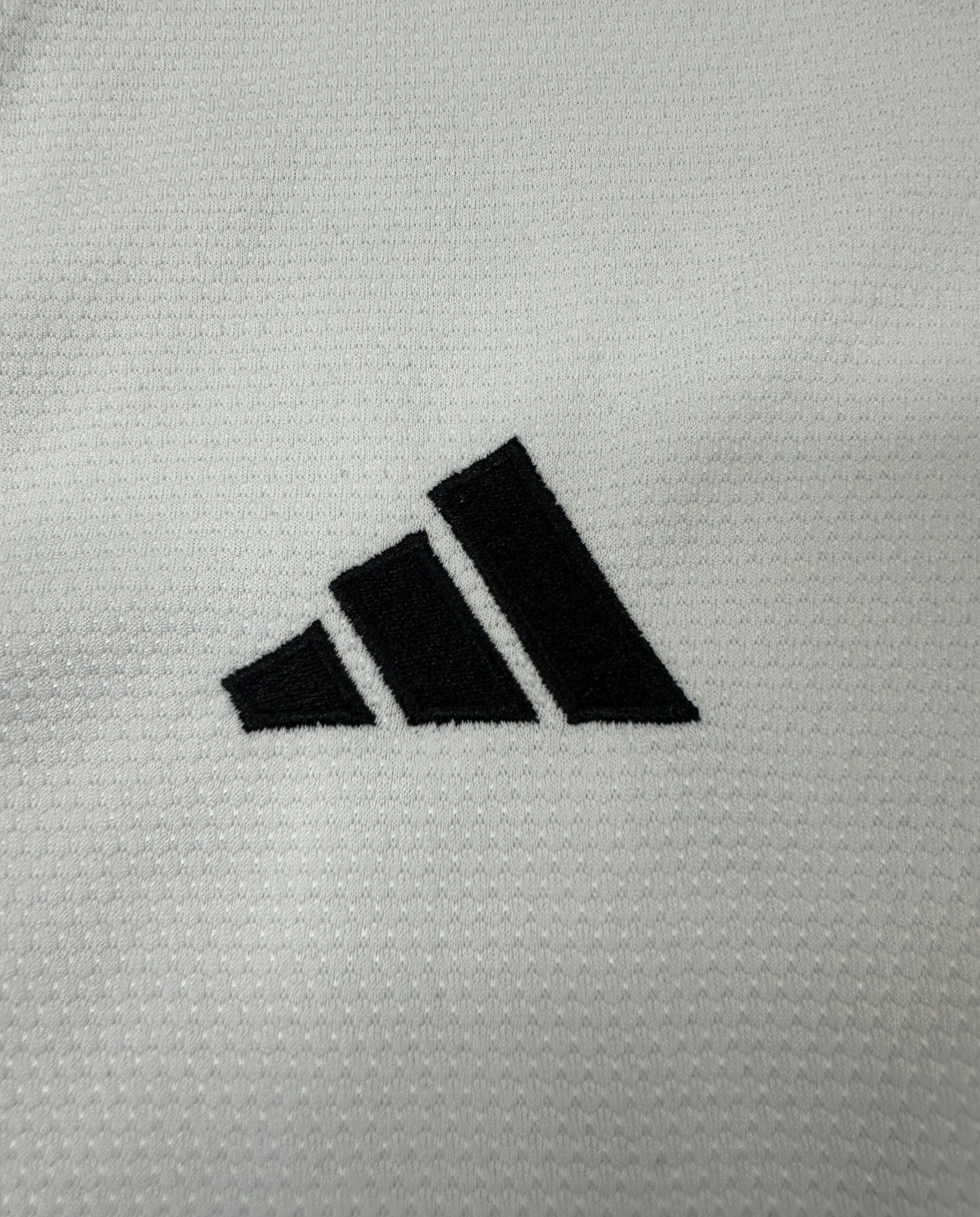 CAMISETA PRIMERA EQUIPACIÓN COLO COLO 2024 VERSIÓN FAN - Imagen 5