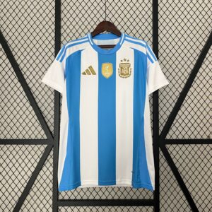 CAMISETA PRIMERA EQUIPACIÓN ARGENTINA 2024 VERSIÓN FAN
