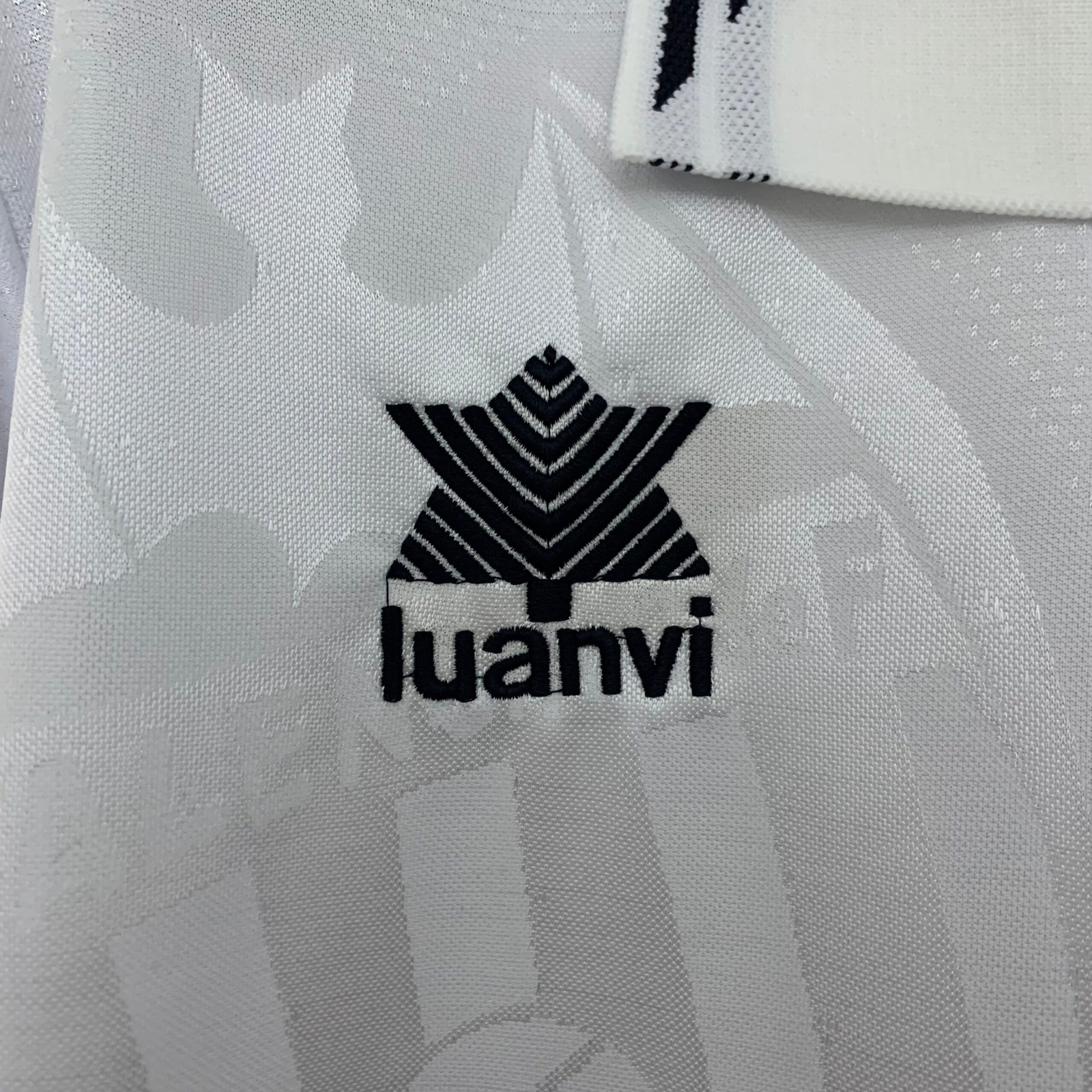 CAMISETA PRIMERA EQUIPACIÓN VALENCIA 1995/96 - Imagen 3