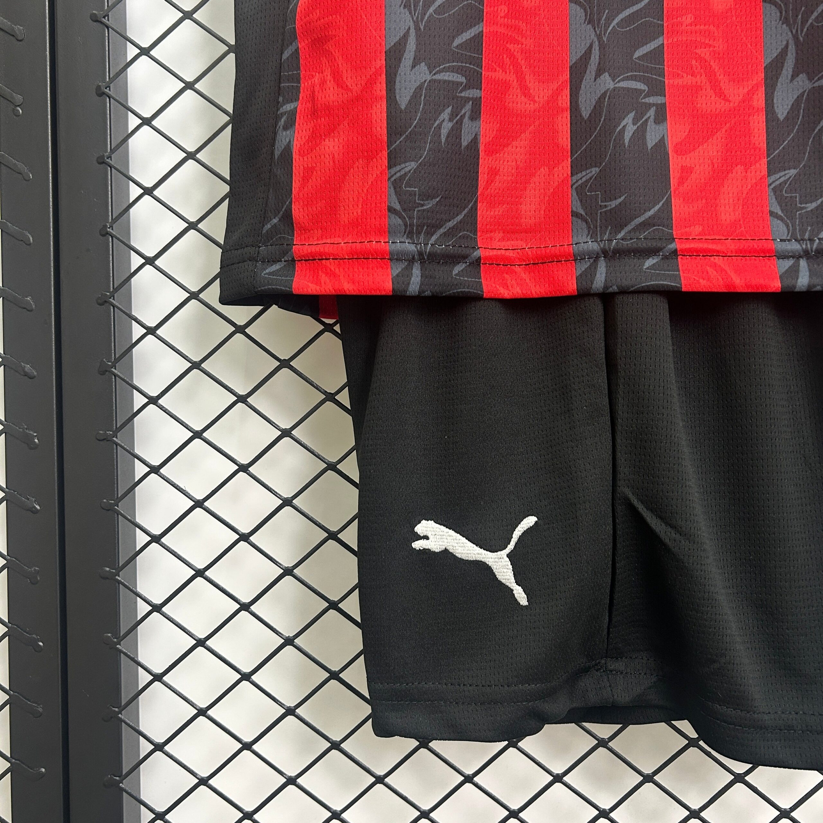 CAMISETA PRIMERA EQUIPACIÓN AC MILAN 25/26 VERSIÓN INFANTIL - Imagen 7