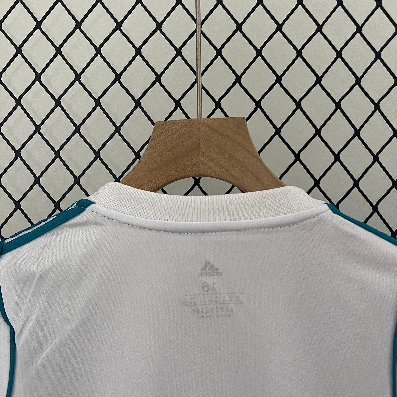 CAMISETA PRIMERA EQUIPACIÓN REAL MADRID 2017/18 INFANTIL - Imagen 10