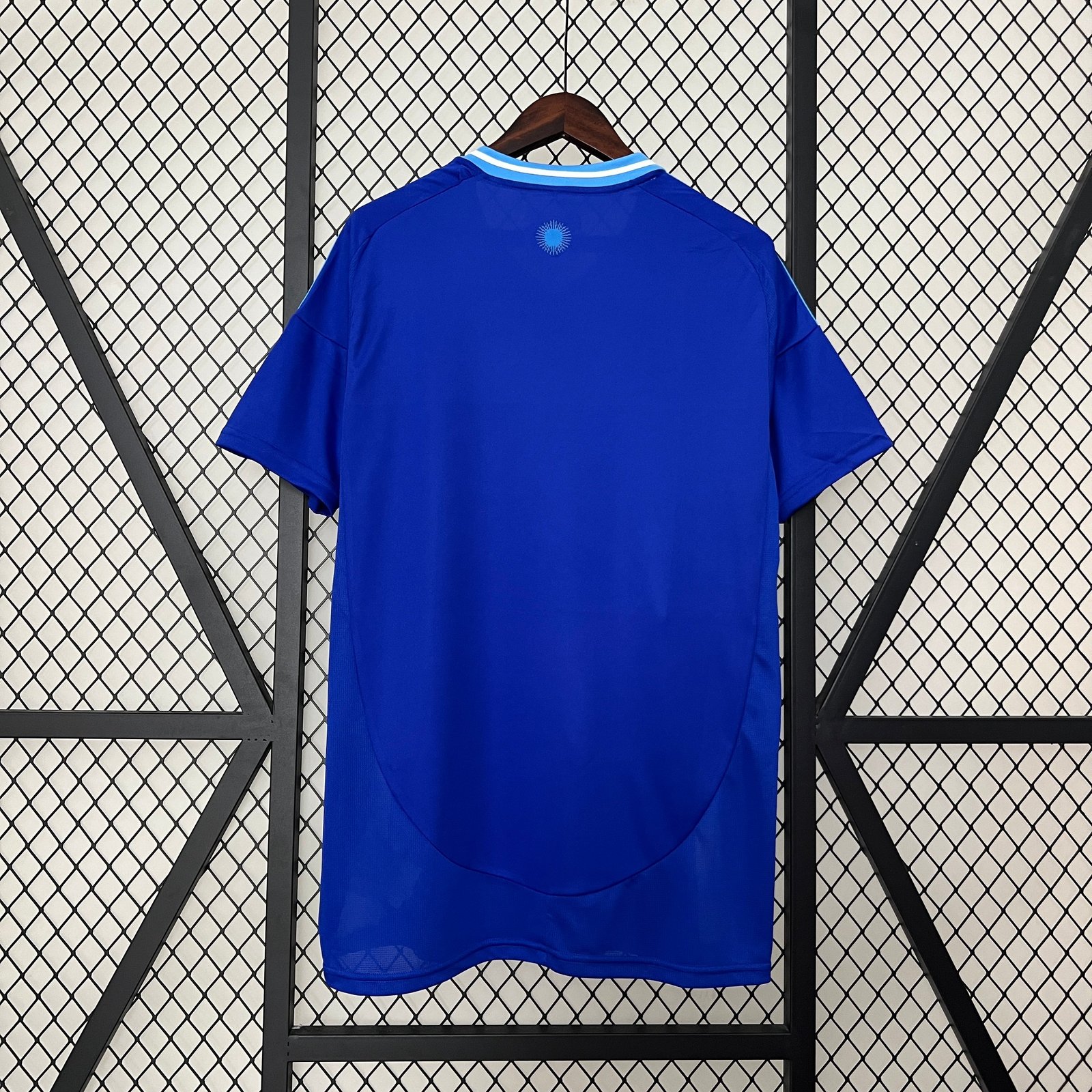 CAMISETA SEGUNDA EQUIPACIÓN ARGENTINA 2024 VERSIÓN FAN - Imagen 8