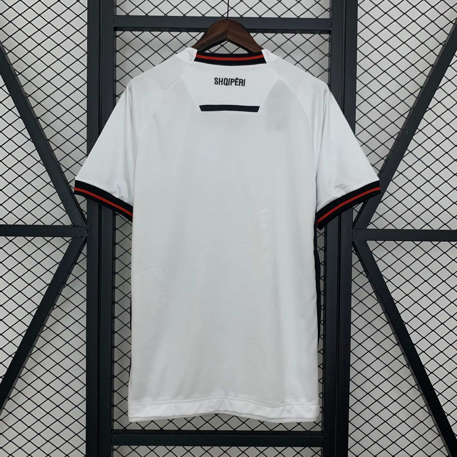 CAMISETA SEGUNDA EQUIPACIÓN ALBANIA 2025 VERSIÓN FAN - Imagen 8