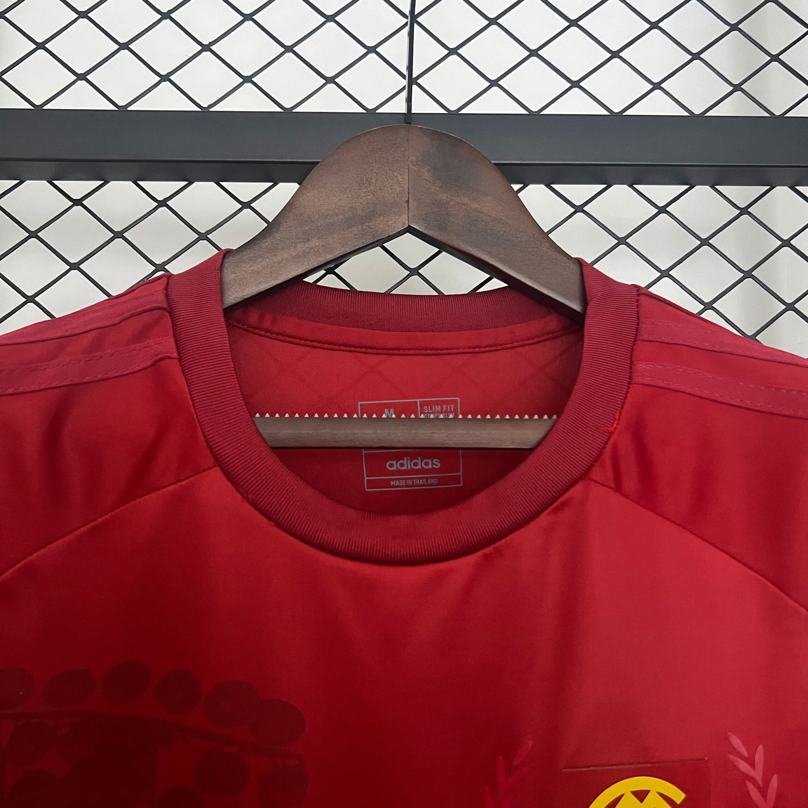 CAMISETA CONCEPTO BAYERN MUNICH 24/25 VERSIÓN FAN - Imagen 2