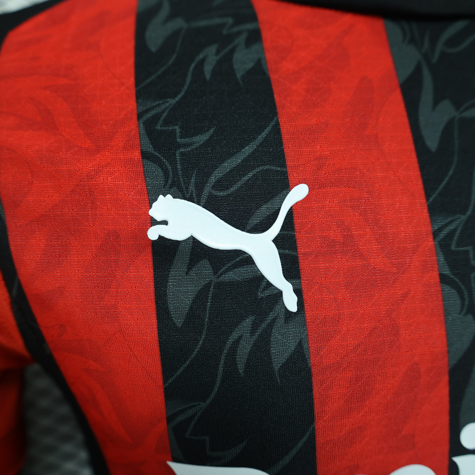 CAMISETA PRIMERA EQUIPACIÓN AC MILAN 25/26 VERSIÓN JUGADOR - Imagen 3
