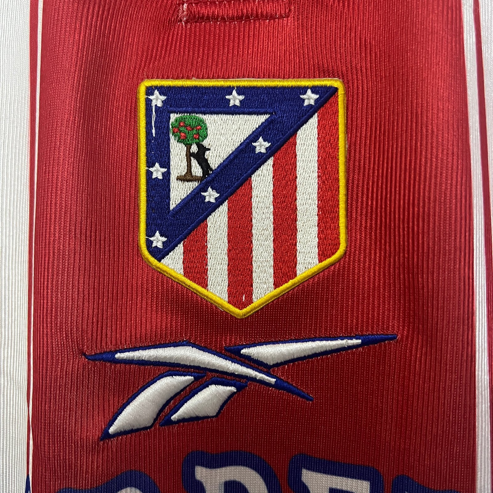 CAMISETA PRIMERA EQUIPACIÓN ATLÉTICO DE MADRID 1999/00 - Imagen 3