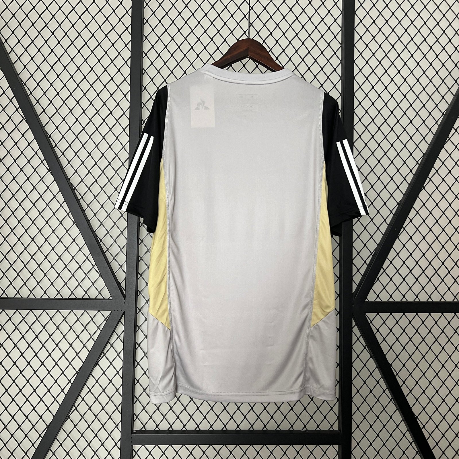 CAMISETA ENTRENAMIENTO ATLÉTICO MINEIRO 2024 VERSIÓN FAN - Imagen 8