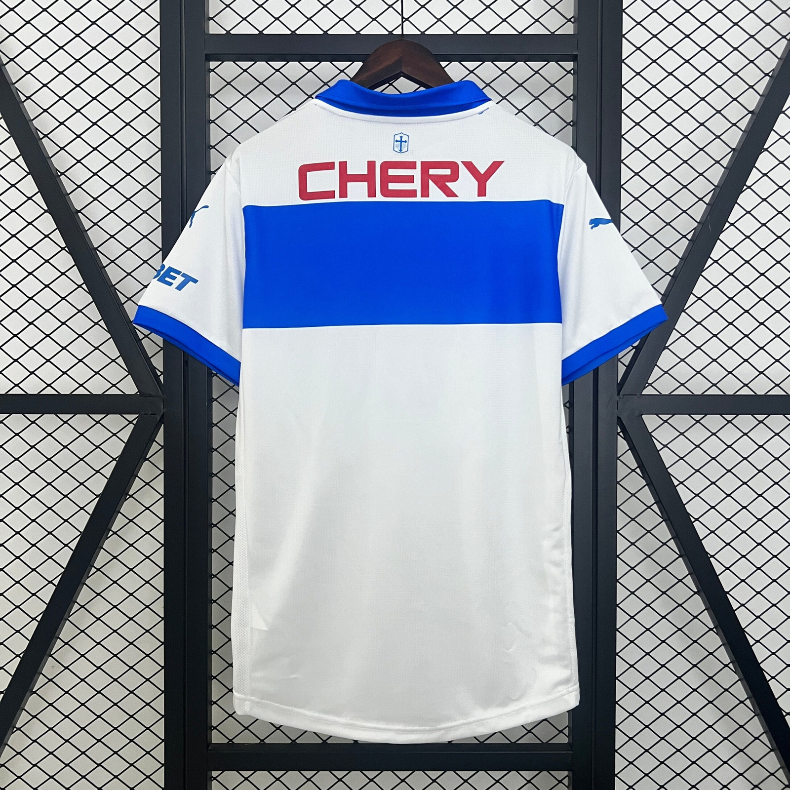 CAMISETA PRIMERA EQUIPACIÓN U. CATÓLICA 2025 VERSIÓN FAN - Imagen 7
