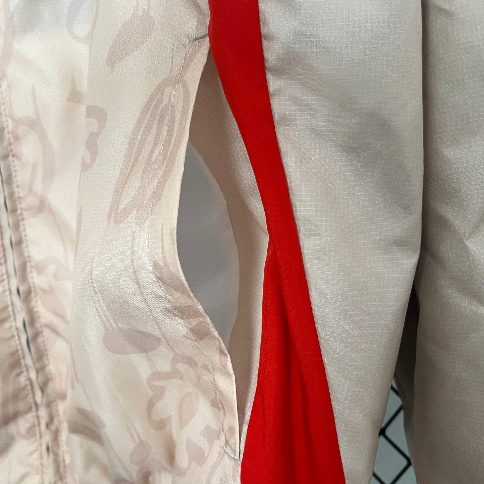 CORTAVIENTOS TIGRE REVERSIBLE - Imagen 12