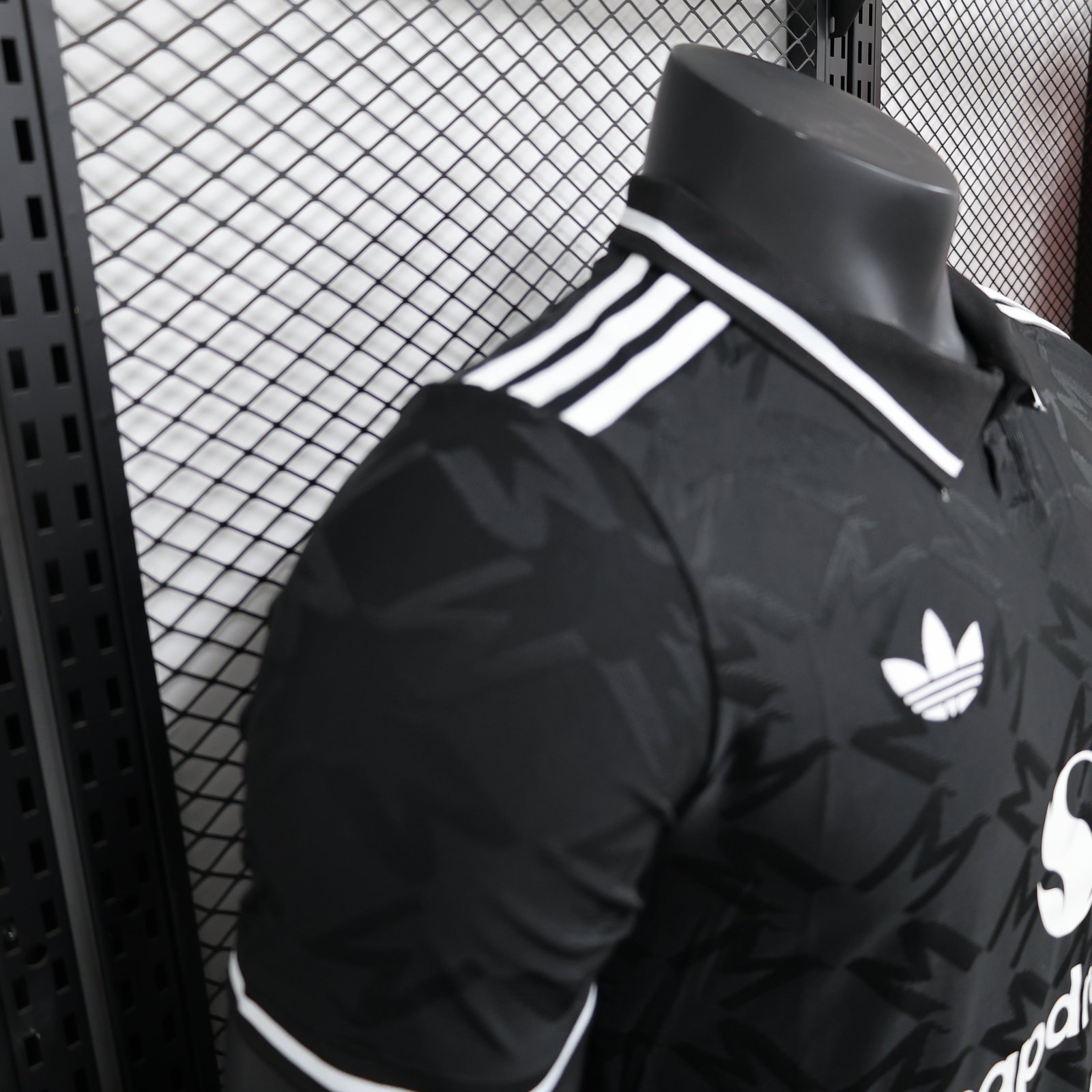 CAMISETA CONCEPTO MANCHESTER UNITED 24/25 VERSIÓN JUGADOR - Imagen 5