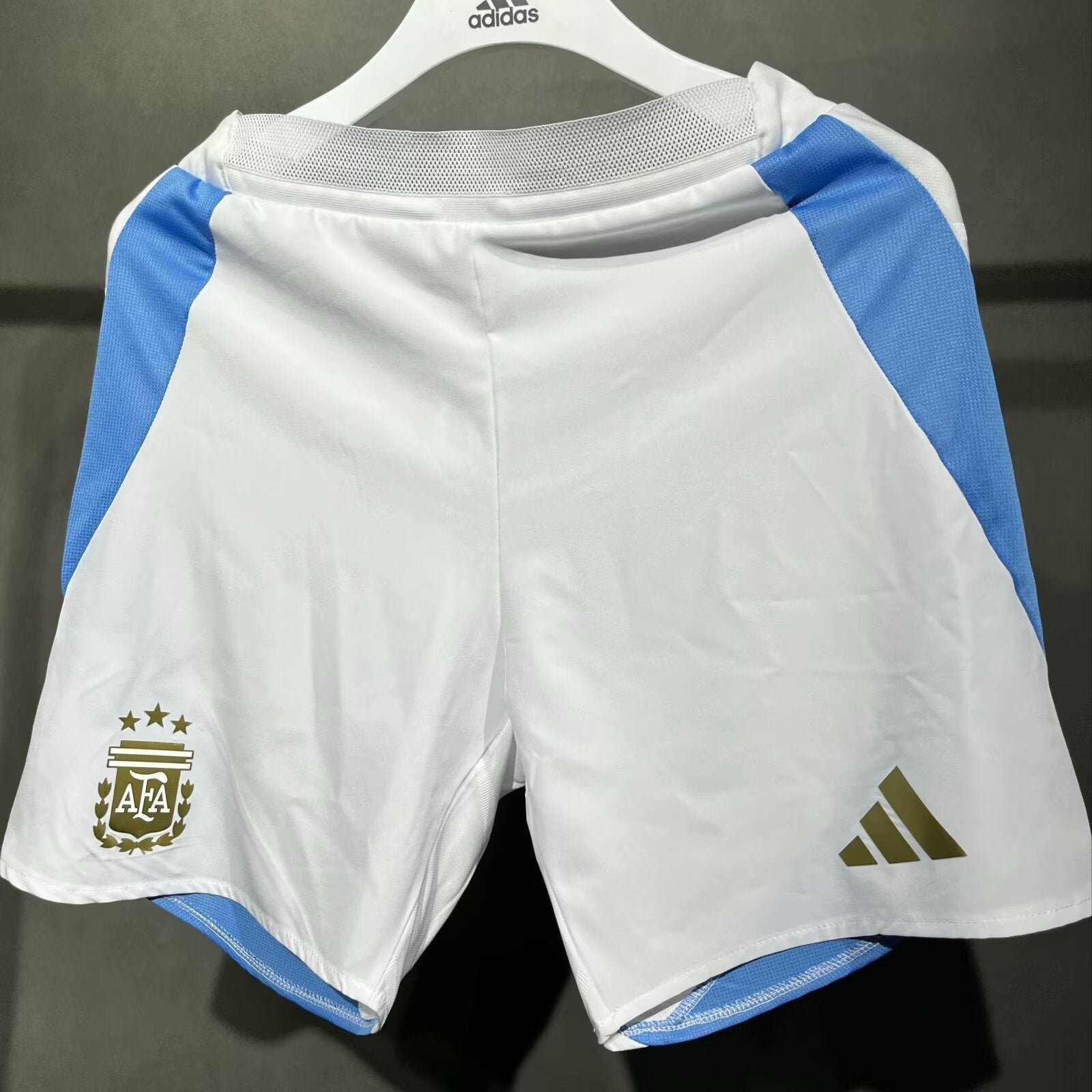 SHORTS PRIMERA EQUIPACIÓN ARGENTINA 2024 VERSIÓN JUGADOR