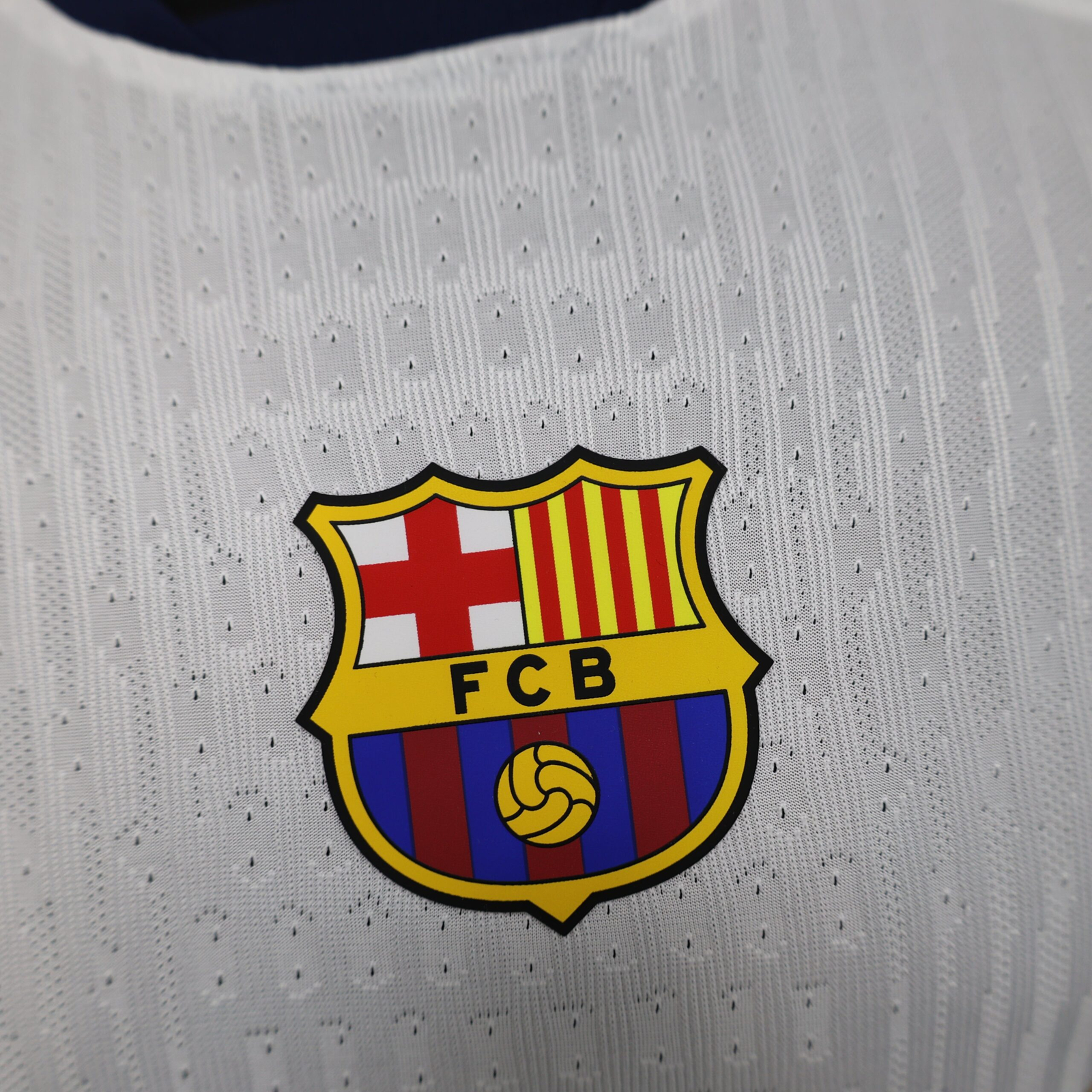 CAMISETA CONCEPTO BARCELONA 24/25 VERSIÓN JUGADOR - Imagen 4