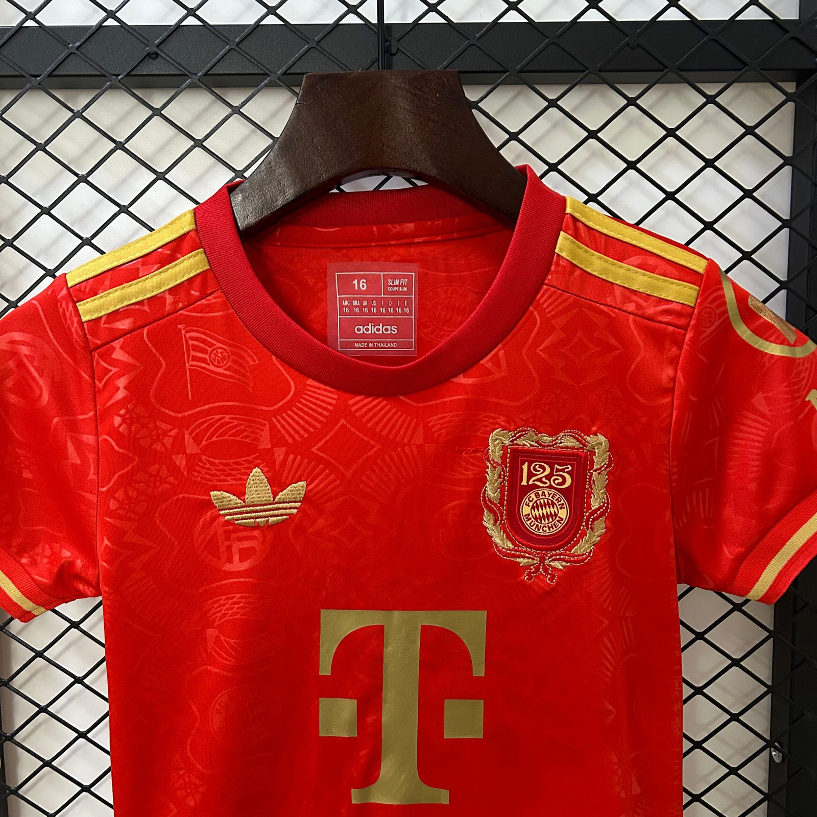 CAMISETA EDICIÓN ESPECIAL BAYERN MUNICH 24/25 VERSIÓN INFANTIL - Imagen 2