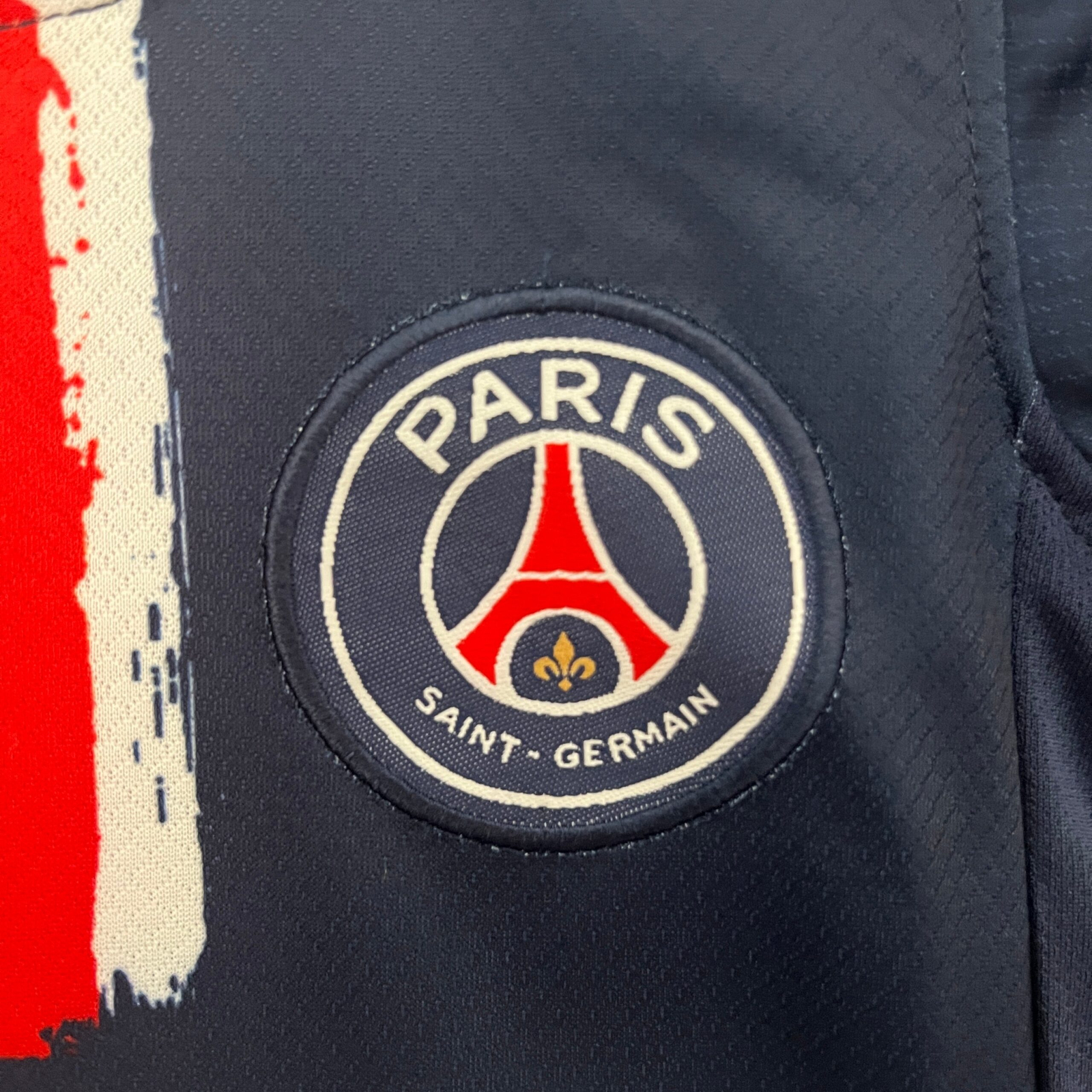 CAMISETA PRIMERA EQUIPACIÓN PSG 24/25 VERSIÓN INFANTIL - Imagen 4