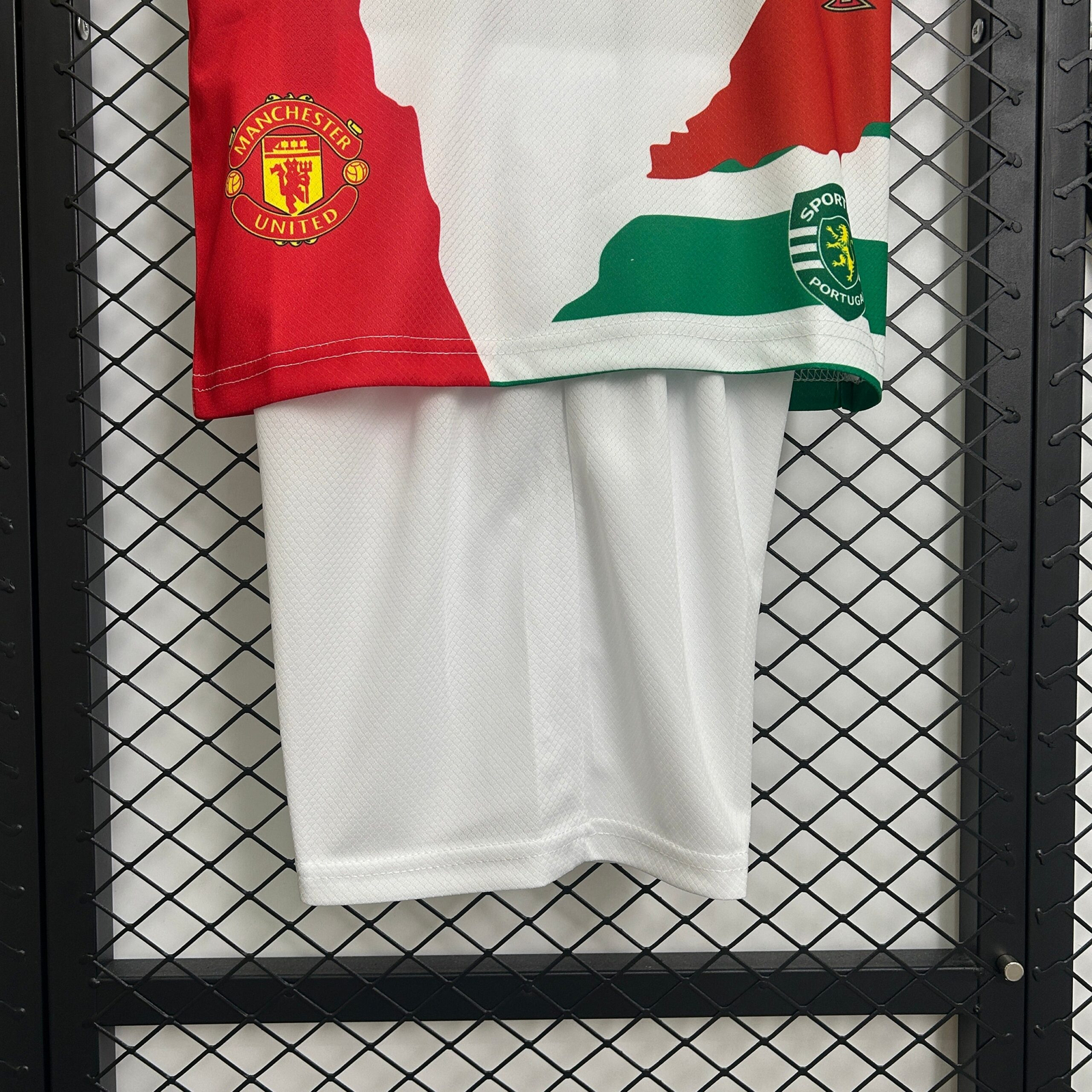 CAMISETA CONCEPTO CRISTIANO RONALDO VERSIÓN INFANTIL - Imagen 4