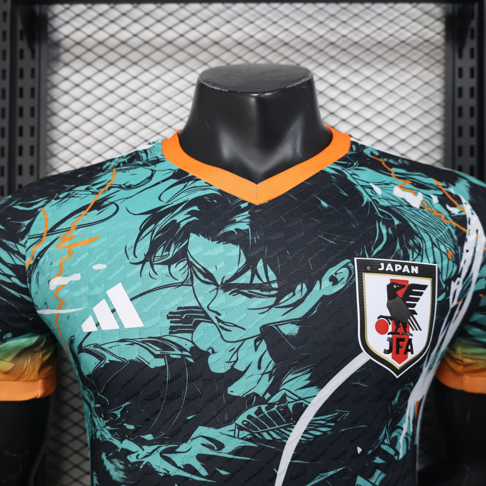 CAMISETA CONCEPTO JAPÓN x SHINGEKI NO KYOJIN VERSIÓN JUGADOR - Imagen 2