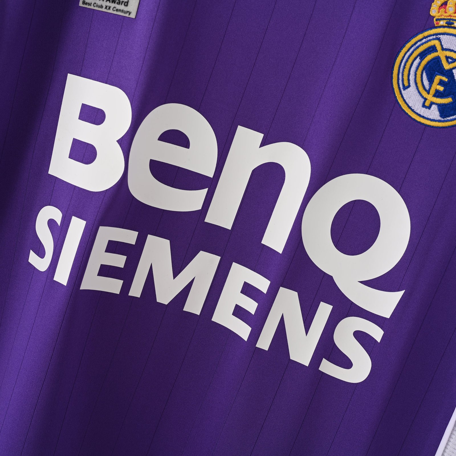 CAMISETA TERCERA EQUIPACIÓN REAL MADRID 2006/07 - Imagen 7