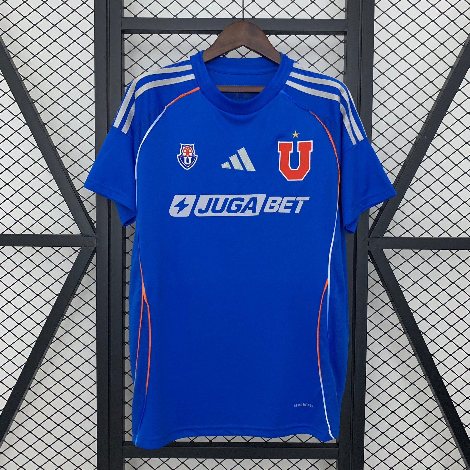 CAMISETA PRIMERA EQUIPACIÓN U. DE CHILE 2025 VERSIÓN FAN